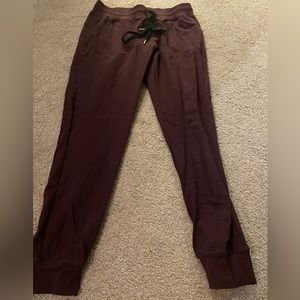 ZYIA VGUC Plum Unwind Joggers